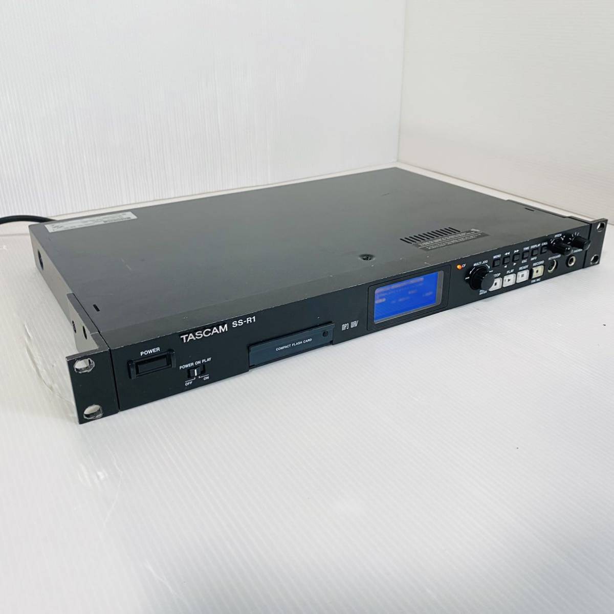 TASCAM ソリッドステート/CDステレオオーディオレコーダー SS-CDR200