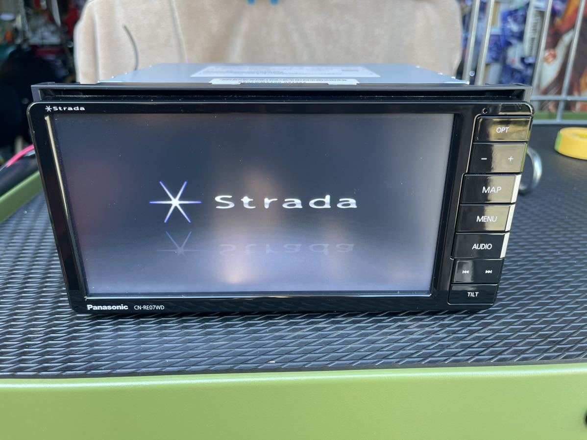 パナソニック Panasonic CN-RE07WD カーナビ 7インチ カーナビ CN