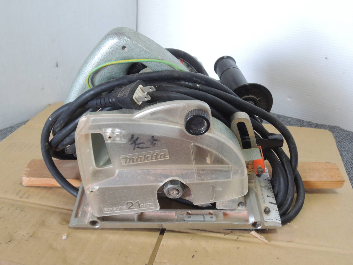 小型ミゾキリ 溝切 マキタ 3004A 溝 18mm溝切りカッター付 溝キリ 溝きり ◇マキタ(makita) アクトツール – 3004A越谷店 公式通販 makita 〇マキタ(makita) 3004a」の落札相場・落札価格