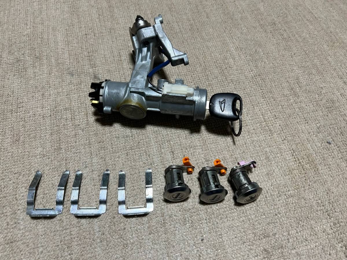 ☆テリオスキッド　J111G　キーシリンダーセット☆