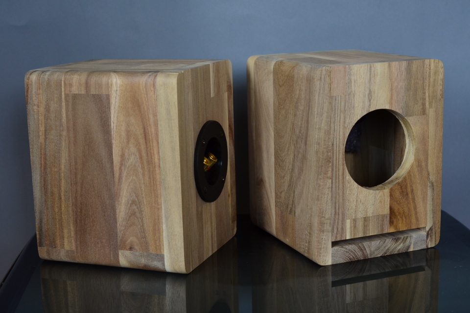 BS-8・組立キット長岡鉄男氏設計 バスレフ エンクロージャー 開口