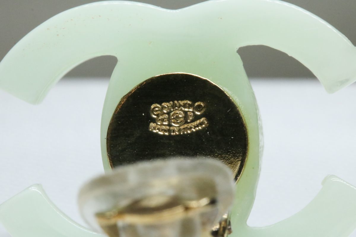 良品 シャネル イヤリング ココ グリーン CHANEL