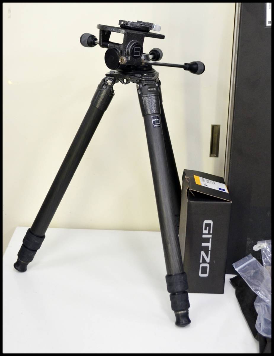 | システマティック三脚 三脚 業務用 システマティックカーボン三脚5型(3段) 5型3段|三脚|カメラのキタムラネットショップ 中古 GITZO ジッツオ (GT5533S システマティック三脚 5型3段) + (G1570M ロープロファイル雲台) + (GS5760D アダプター)
