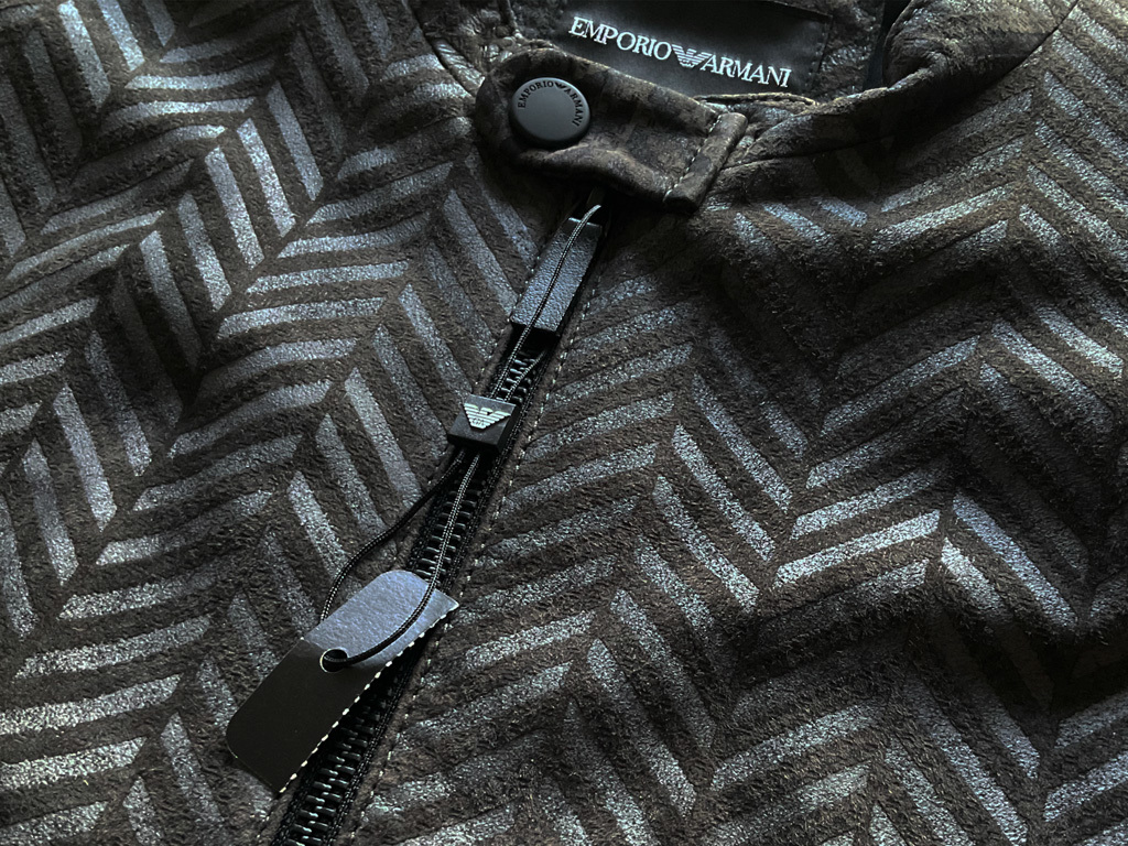 新品【EMPORIO ARMANI/アルマーニ】▼27万【ラムを超えるディア鹿革レザー】x【定番と対局な美デザイン】▼オールレザー革ブルゾン▼L