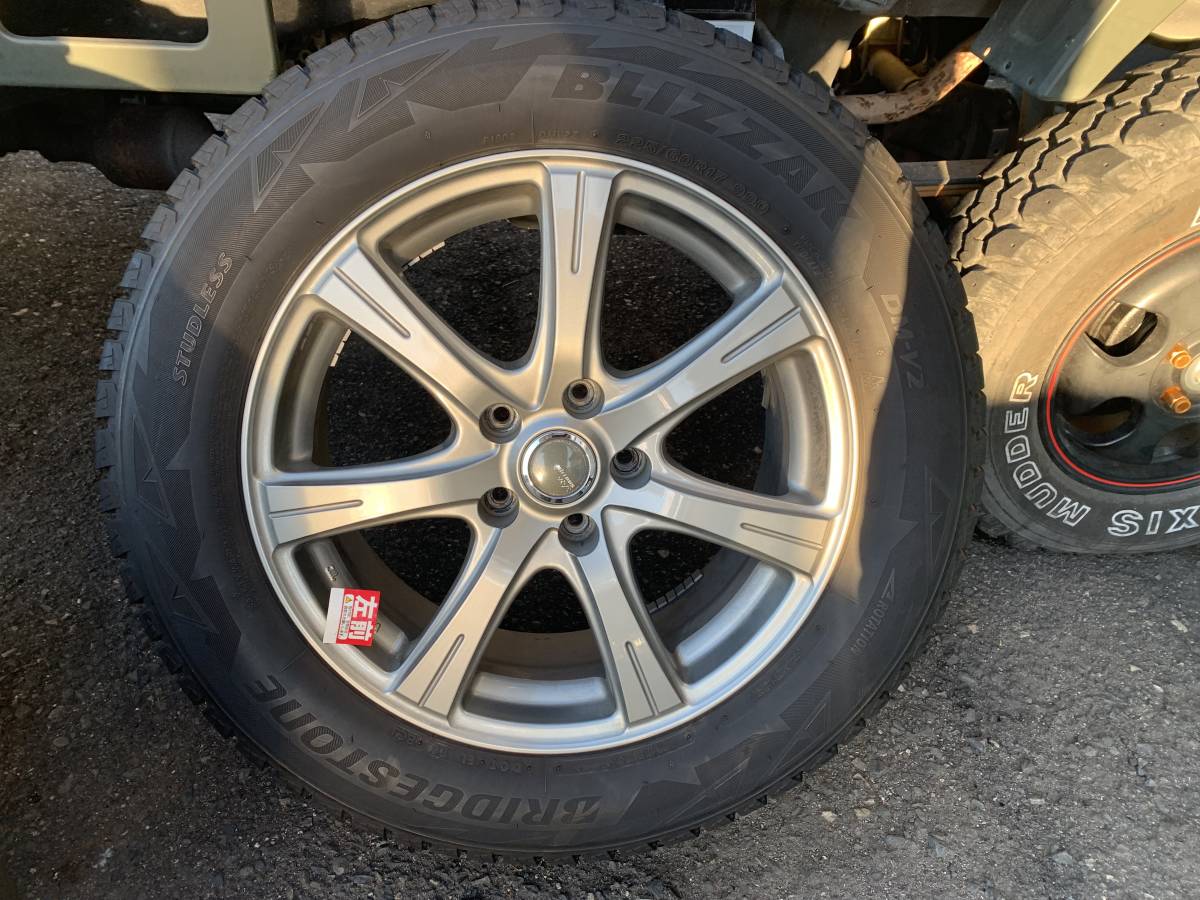 225/60R17】BS・BLIZZAK DMV2 スタッドレスタイヤ【2018年 残8mm