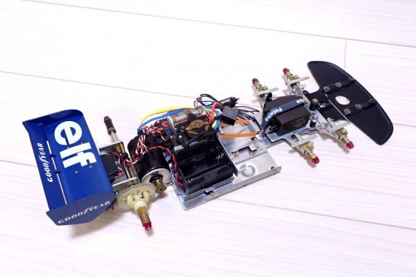 1/10 タミヤ 旧車 当時物 タイレルP34 シックスホイーラー シャーシ