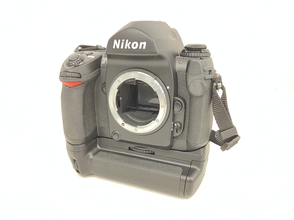 NikonDW3-3_1200x