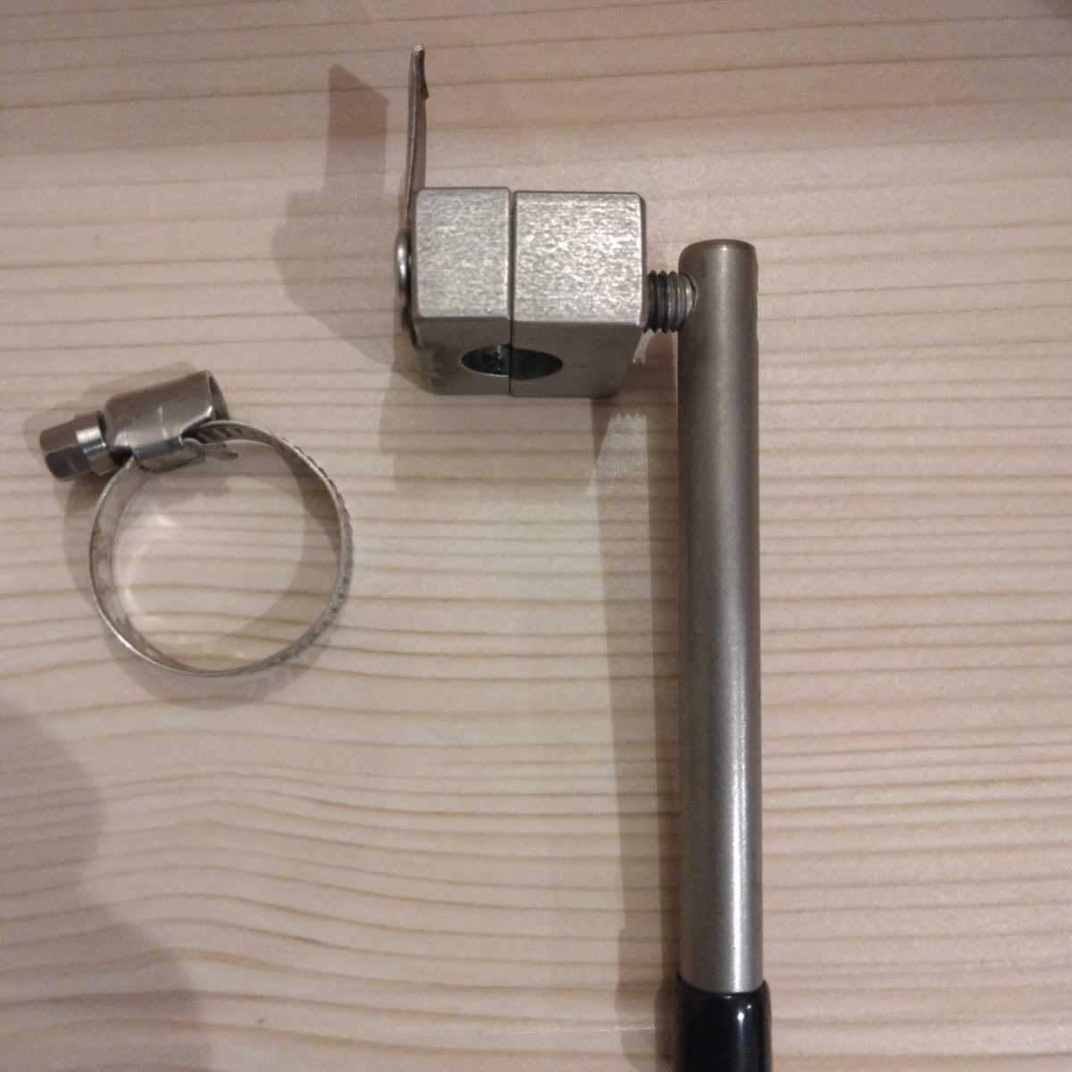 アイズ-ストッパー 200系ハイエース用★美品★ ハイエース200系リアゲートストッパー アイズ製 初期型 アイズ