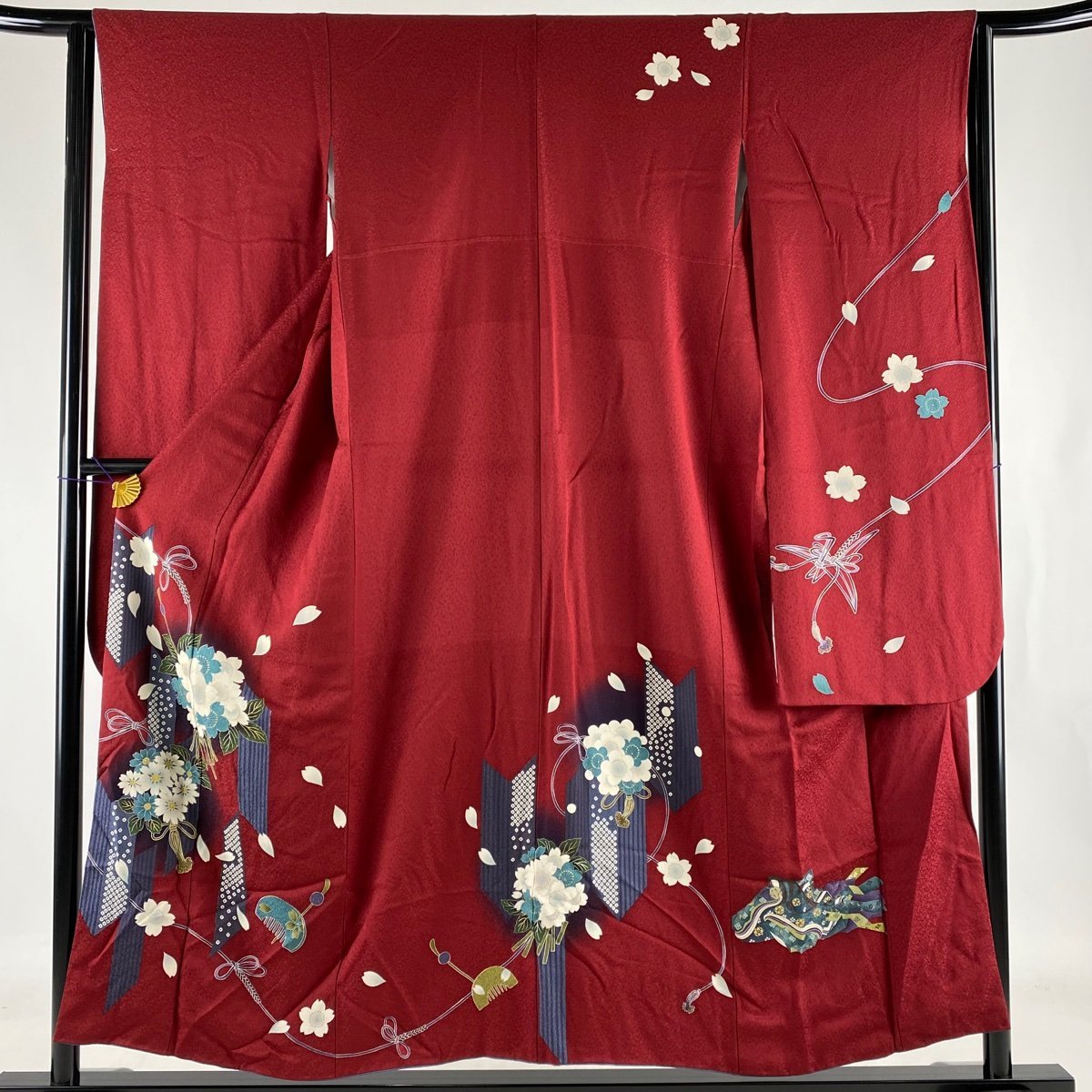 競ナビ】 振袖 秀品 鈴乃屋 花束 櫛 金彩 赤 袷 153cm 64cm M 正絹 