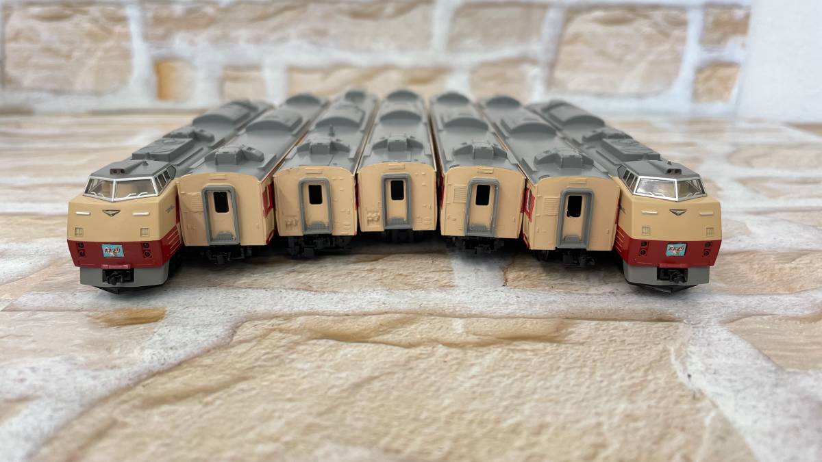 【最安値，爆買い】 TOMIX トミックス 92644 国鉄キハ183系特急ディーゼルカー 標準色 み Nゲージ(ディーゼルカー)｜売買されたオークション情報、yahooの商品情報をアーカイブ公開 - オークファン ディーゼルカー