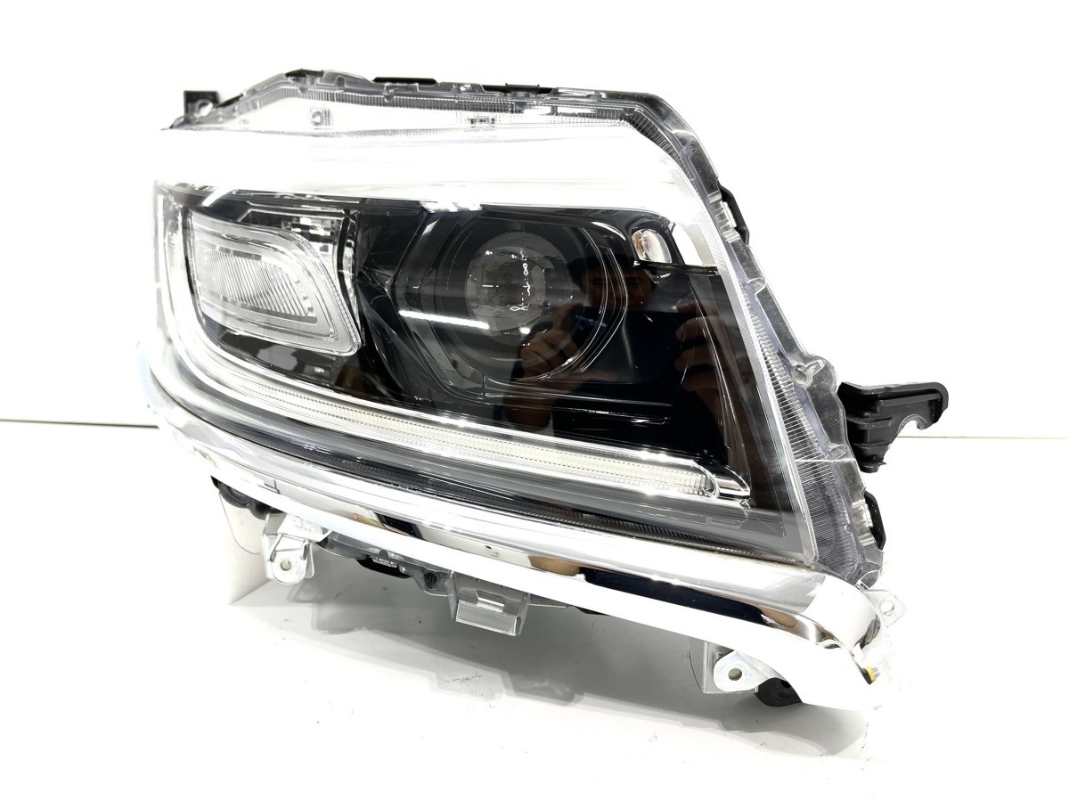 スズキ　スペーシア　カスタム　MK53S　純正　右　LED　ヘッドライト　ICHIKOH1960　35120-79R51　（38A-49）