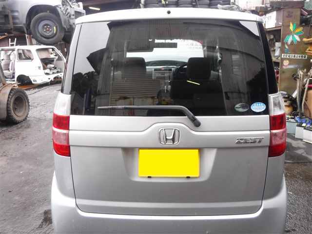 ゼスト DBA-JE1　バックドアーＡｙ　NH700M　146231