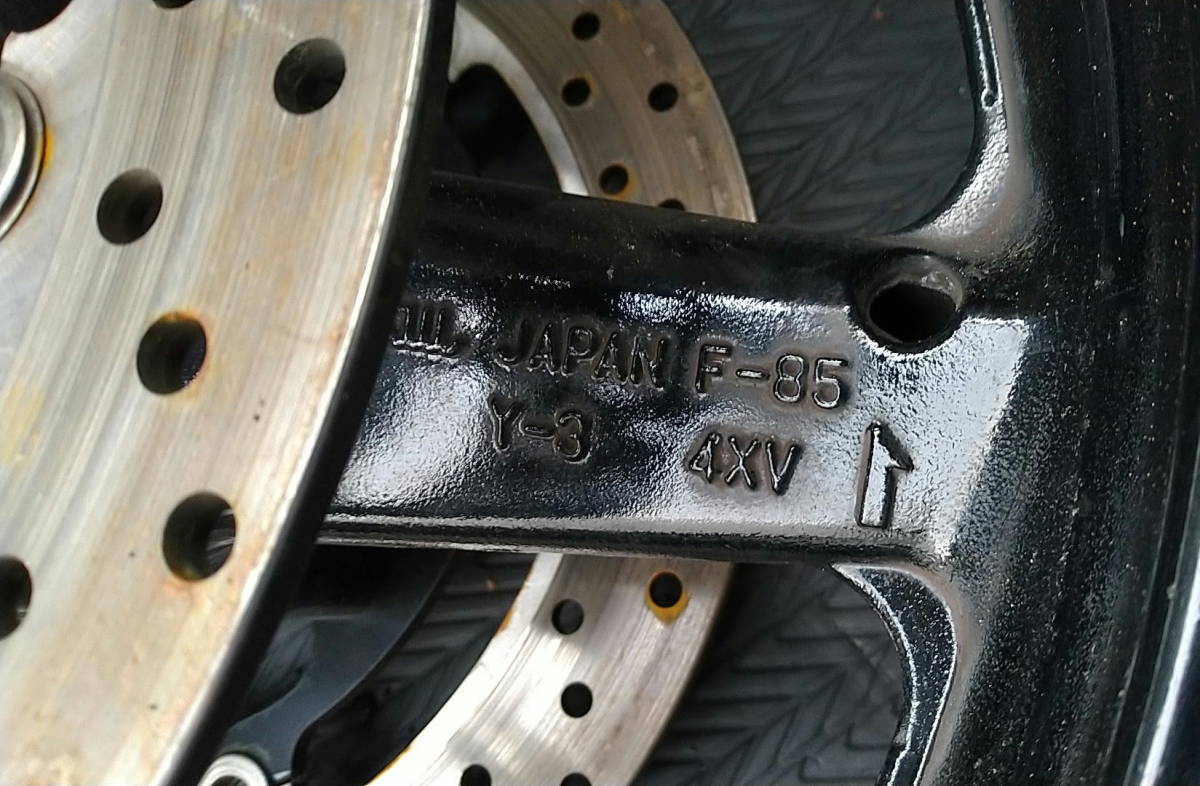 XJR1300??YZF-R6??フロントホイール F-85 17xMT3.50 (FJR1300で使用 