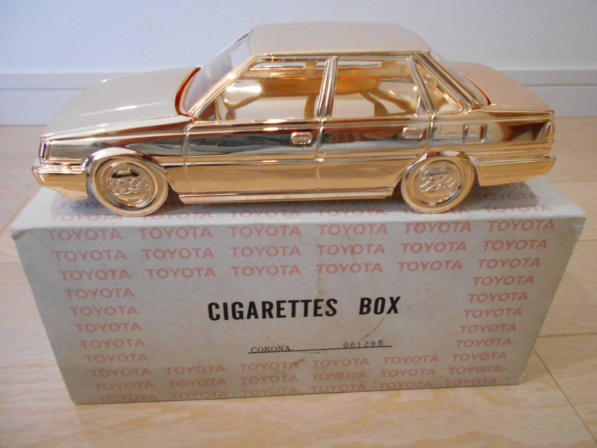 当時物 箱付き トヨタ コロナ シガレットケース 1800EXサルーンAD