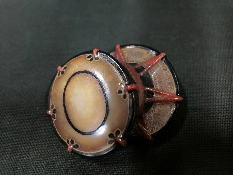 古い小鼓 太鼓 和楽器 黒漆 蛤絵 金蒔絵 ハマグリ 貝絵 保存袋 在銘 Alacantitv Com