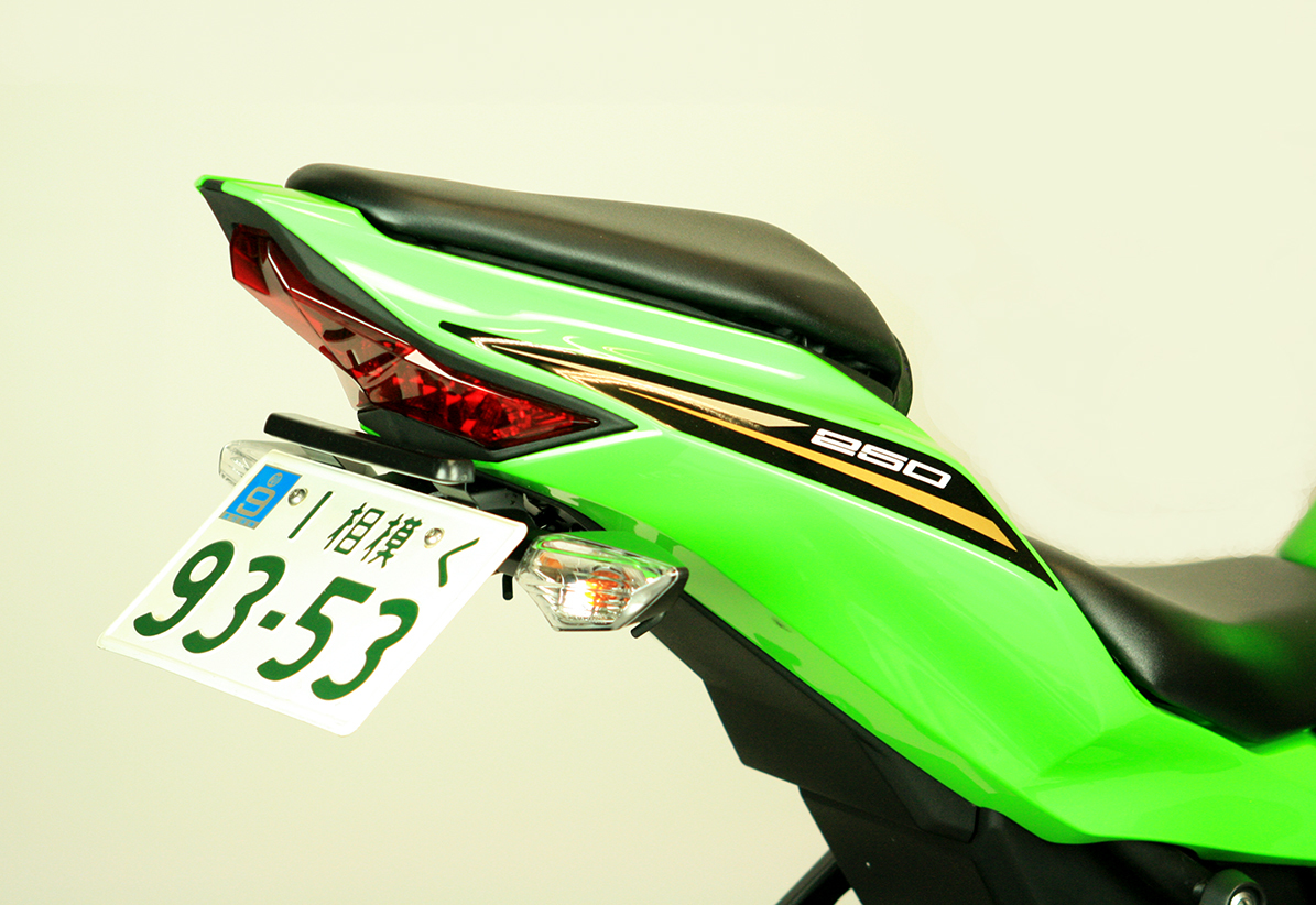 新品('20～'22) ZX-25R /ZX-25R SE LED フェンダーレス BK Ver. 送料