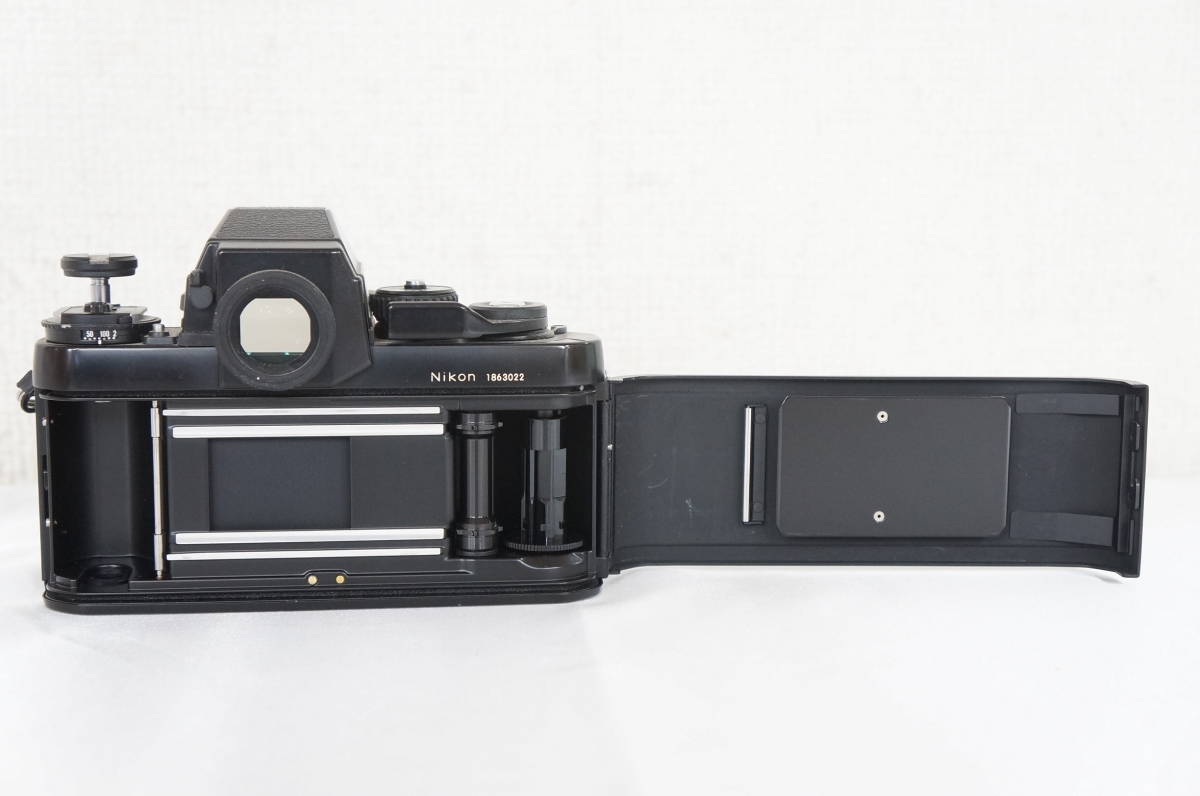 M8339 Nikon F3 HP Nikon Micro-NIKKOR
