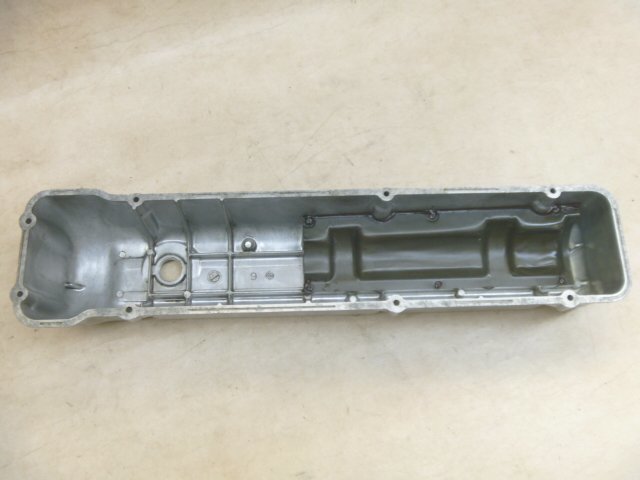 ニッサン純正☆L型6気筒エンジン.バルブカバーNISSAN.OHC☆タペット