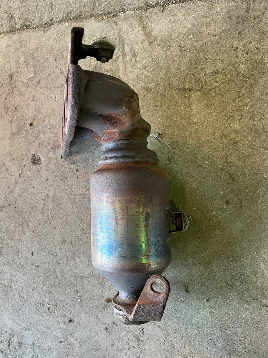 触媒 ムーヴ ダイハツ LA100S リビルト DPF キャタライザー タント 25051-B2060 保証付 ムーブ AK-0009241] 『 L150S ムーヴ型式：DBA-LA100S（ダイハツ）のクルマカタログ｜中古車 -触媒la100の中古品・新品・未使用品一覧