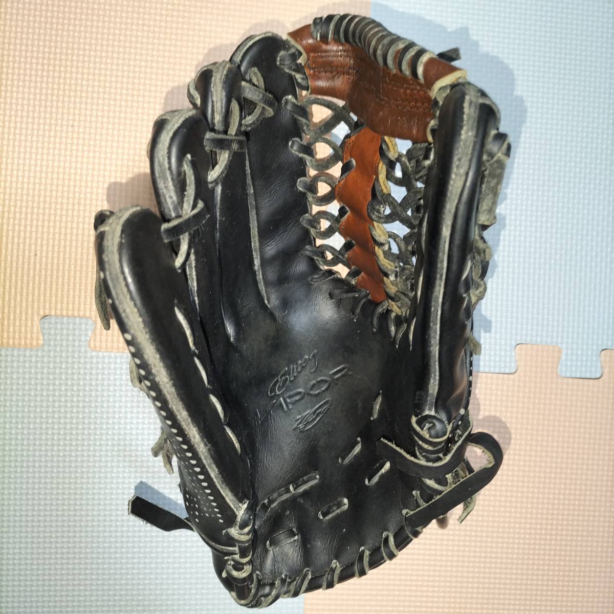 ナイキ　軟式用外野手グラブ　NIKE SHADO　 NIKE SHADO ナイキ レディー READY スポーツ・レジャー