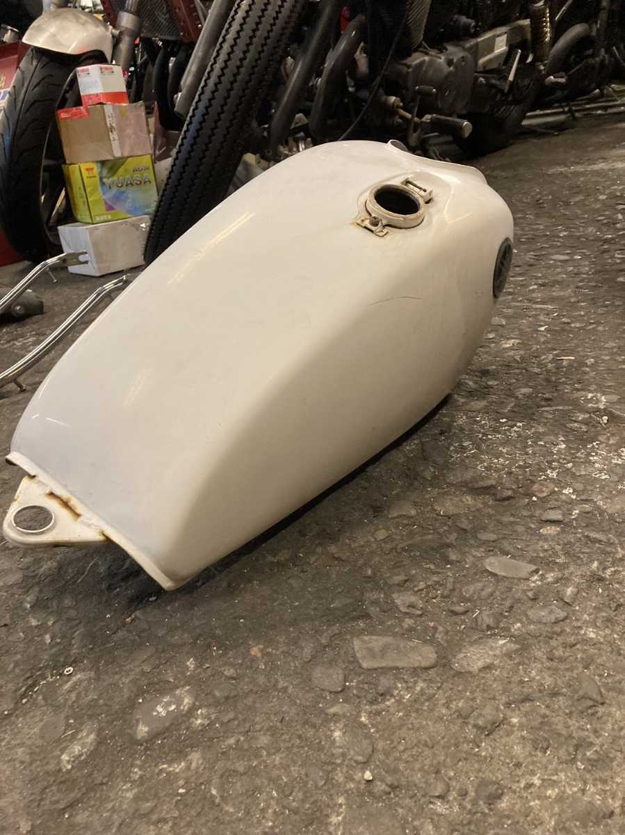 SR400 1JR 純正燃料タンク ガソリンタンク 白 g5119s14 SR400 純正