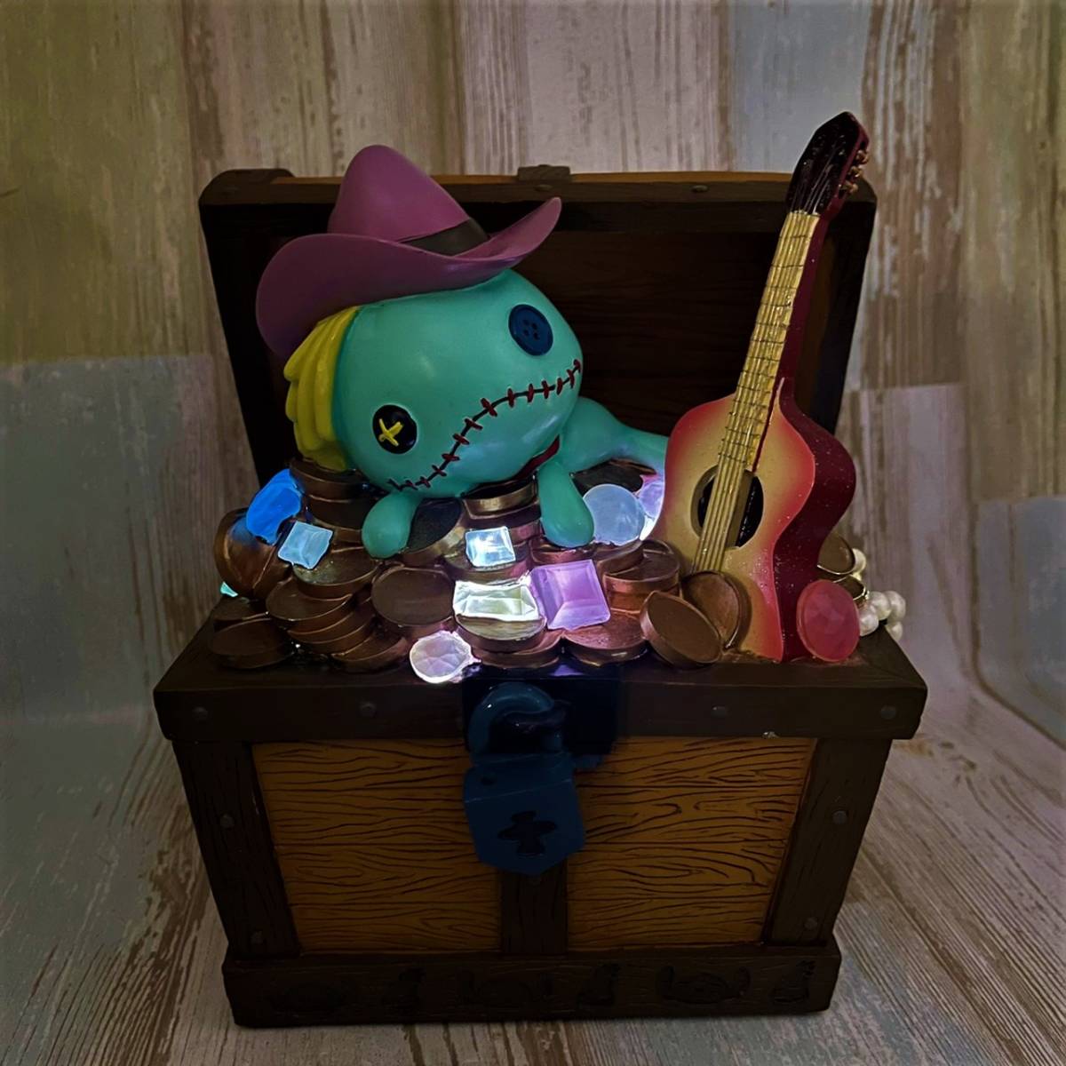 レア☆リロ＆スティッチ Lilo & Stitch スクランプ 宝箱 フィギュア