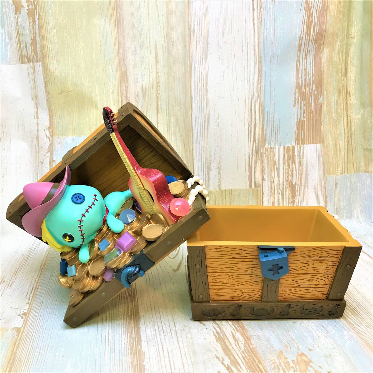 レア☆リロ＆スティッチ Lilo & Stitch スクランプ 宝箱 フィギュア