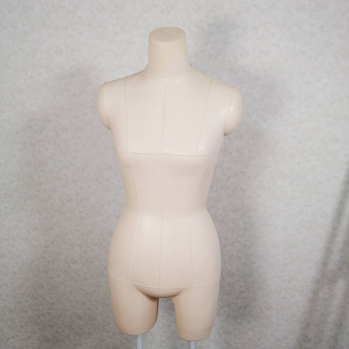 トルソー 女性 レディース マネキン 上半身 モデル ボディ ディスプレイ 洋裁 服飾 インテリア アパレル　高さ調整可能