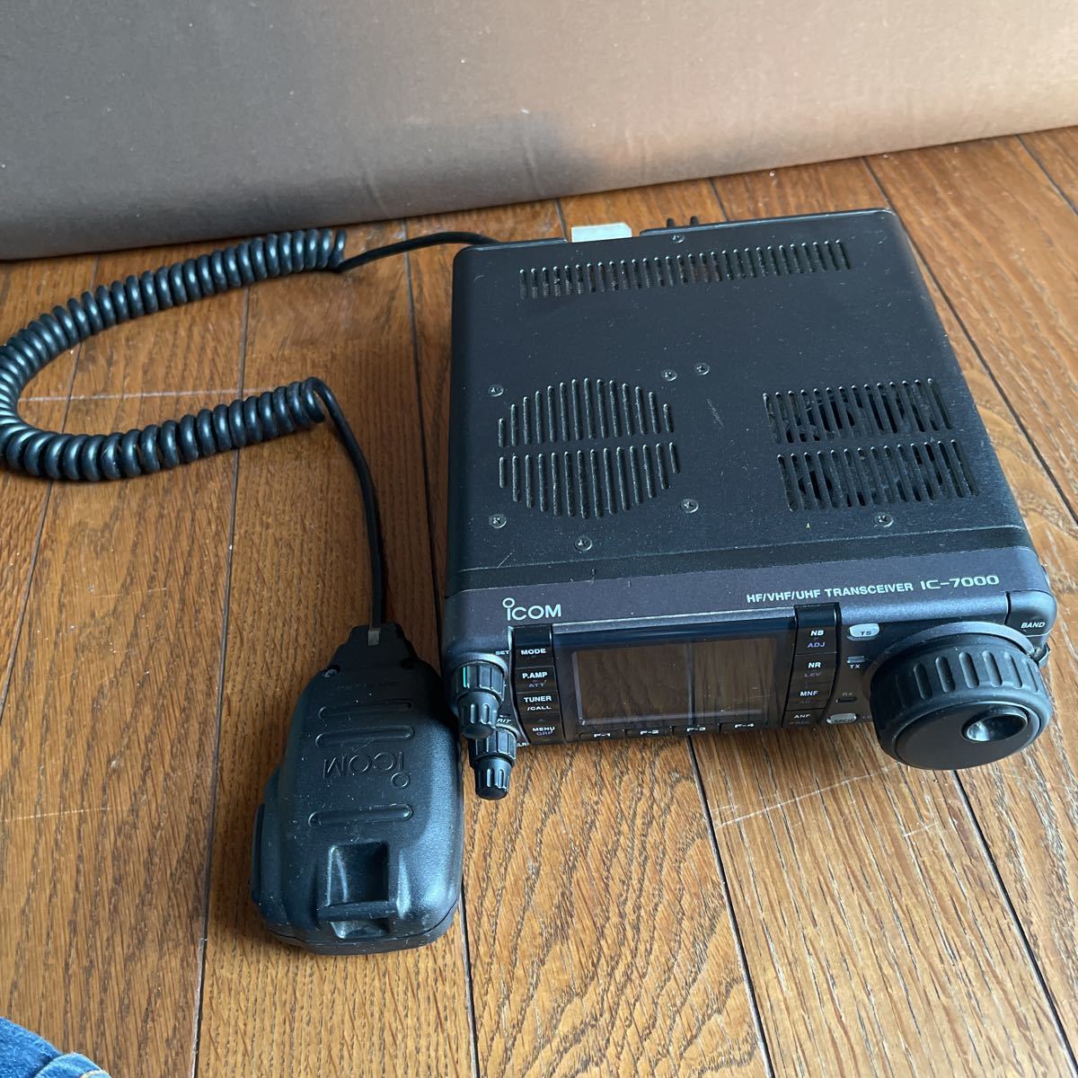 Icom ic-7000m アマチュア無線機 IC-7000M ICOM アマチュア無線機 1円