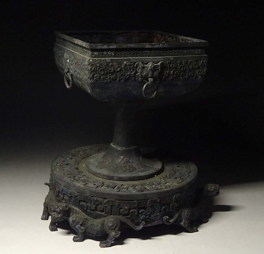 饕餮紋 青銅器 中国古玩 時代物 唐物 緑屋t□ 古銅 高約32.5