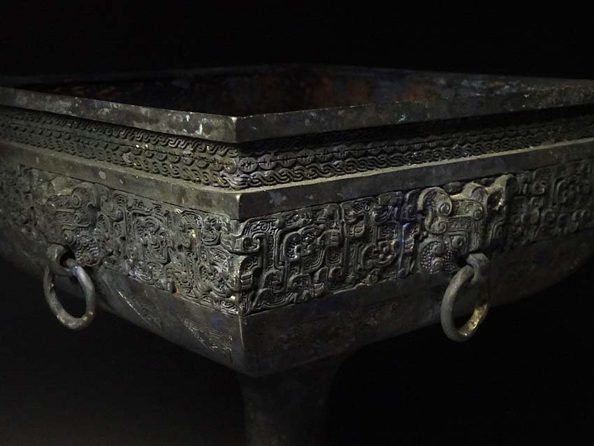饕餮紋 青銅器 中国古玩 時代物 唐物 緑屋t□ 古銅 高約32.5