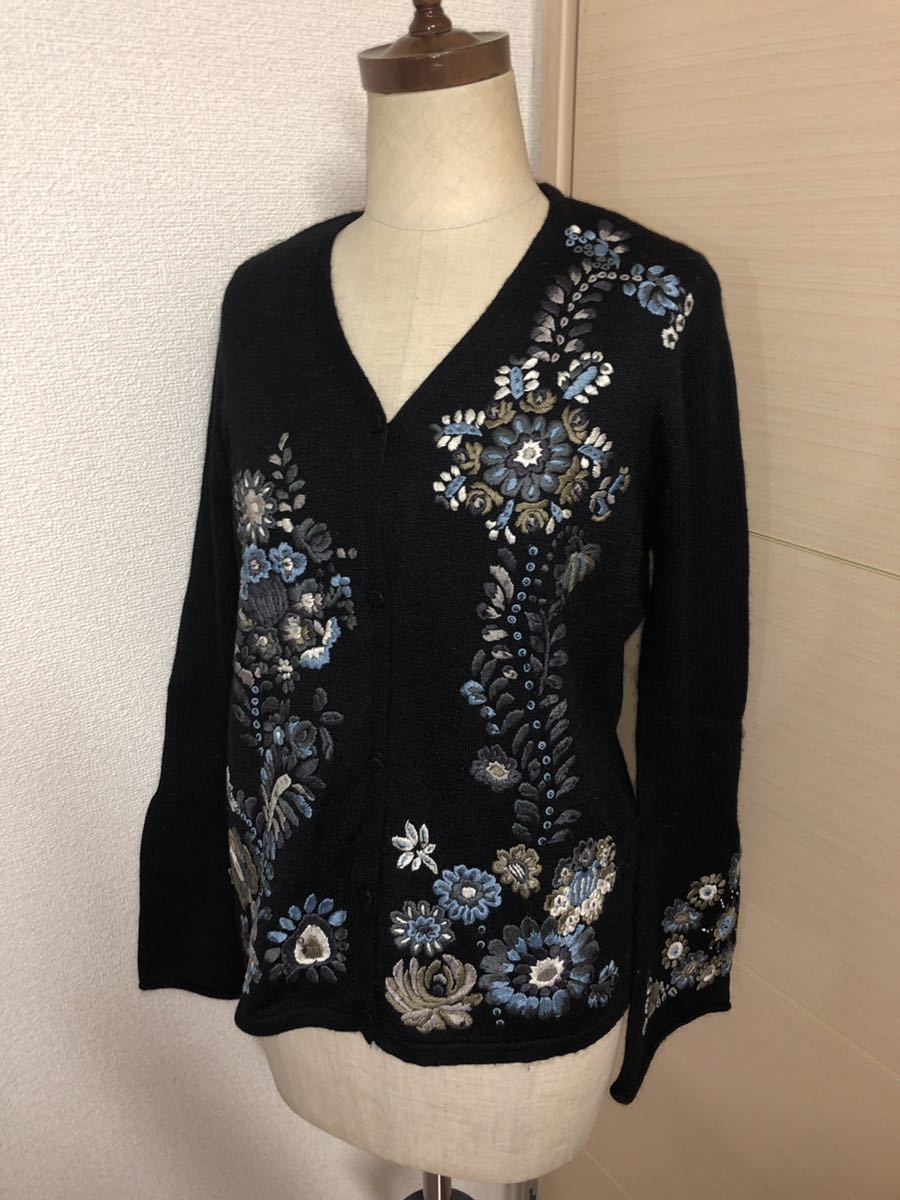 トクコ TOKUKO 1er VOL 》 カーディガン 刺繍 サイズ9 M