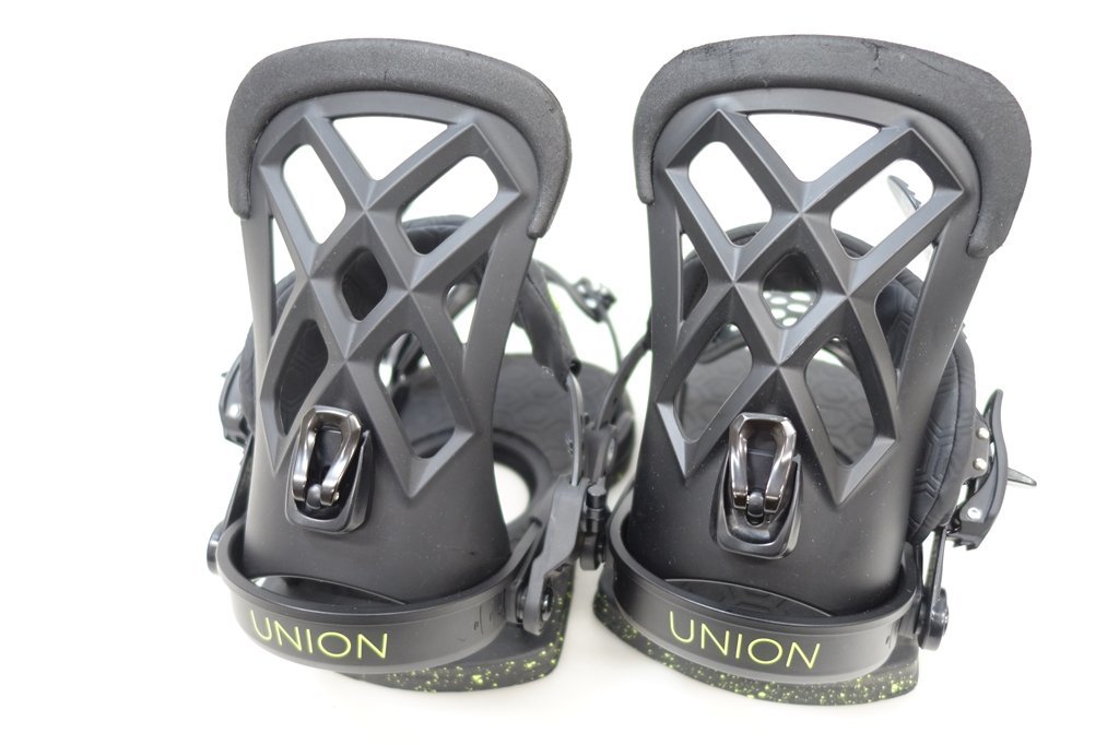 中古 キレイ 16/17 UNION CONTACT PRO Mサイズ スノーボード