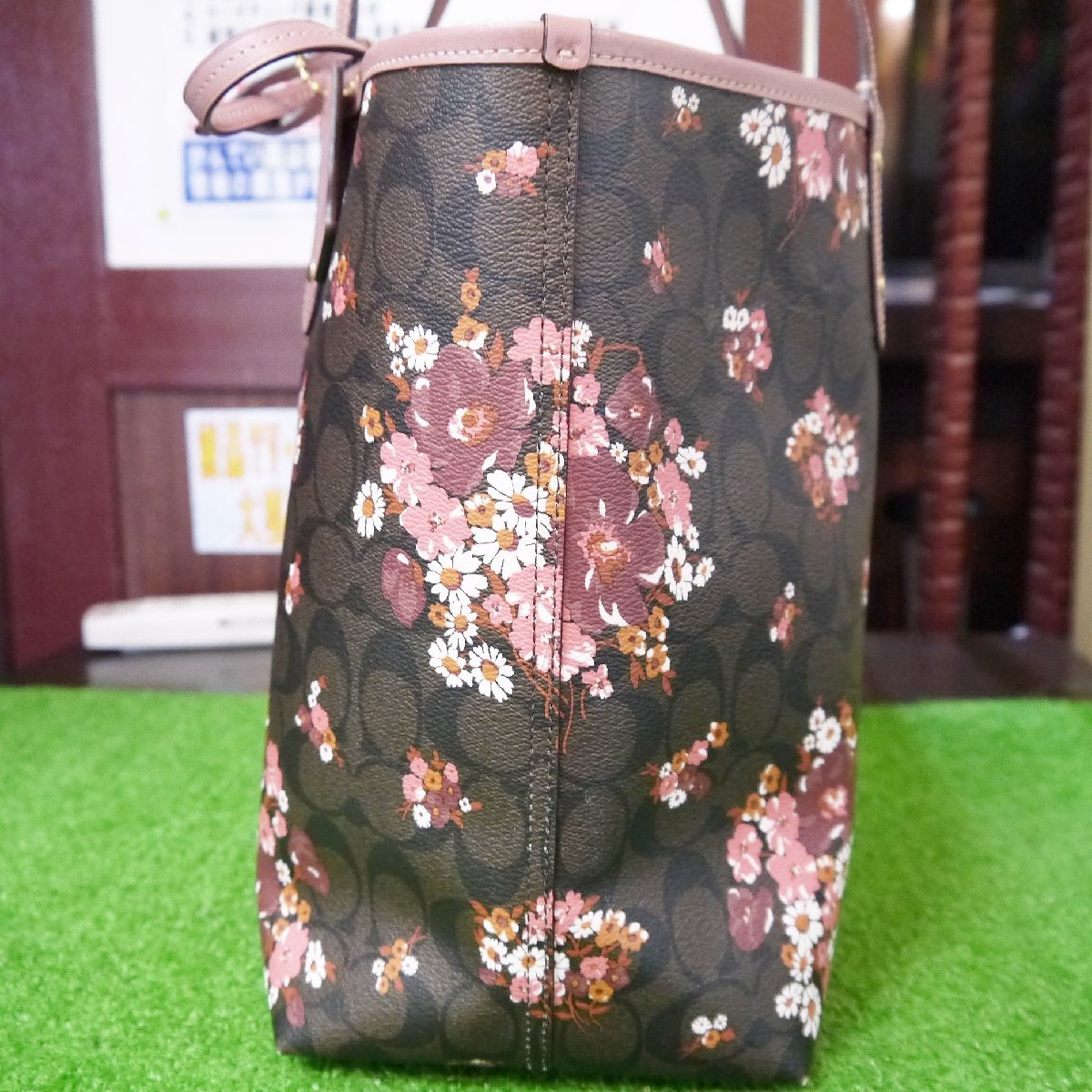 &frasl; COACH コーチF32084 質屋かんてい局オンラインショップ 小牧店 COACH(コーチ) トートバッグ&frasl;PVC&frasl;BRW&frasl;総柄&frasl;F32084&frasl;レディース (コーチ) ノース／サウス ショルダーポーチ 中古・古着通販COACH 鞄 c21-1212 かんてい局小牧店 質屋 ブラウン