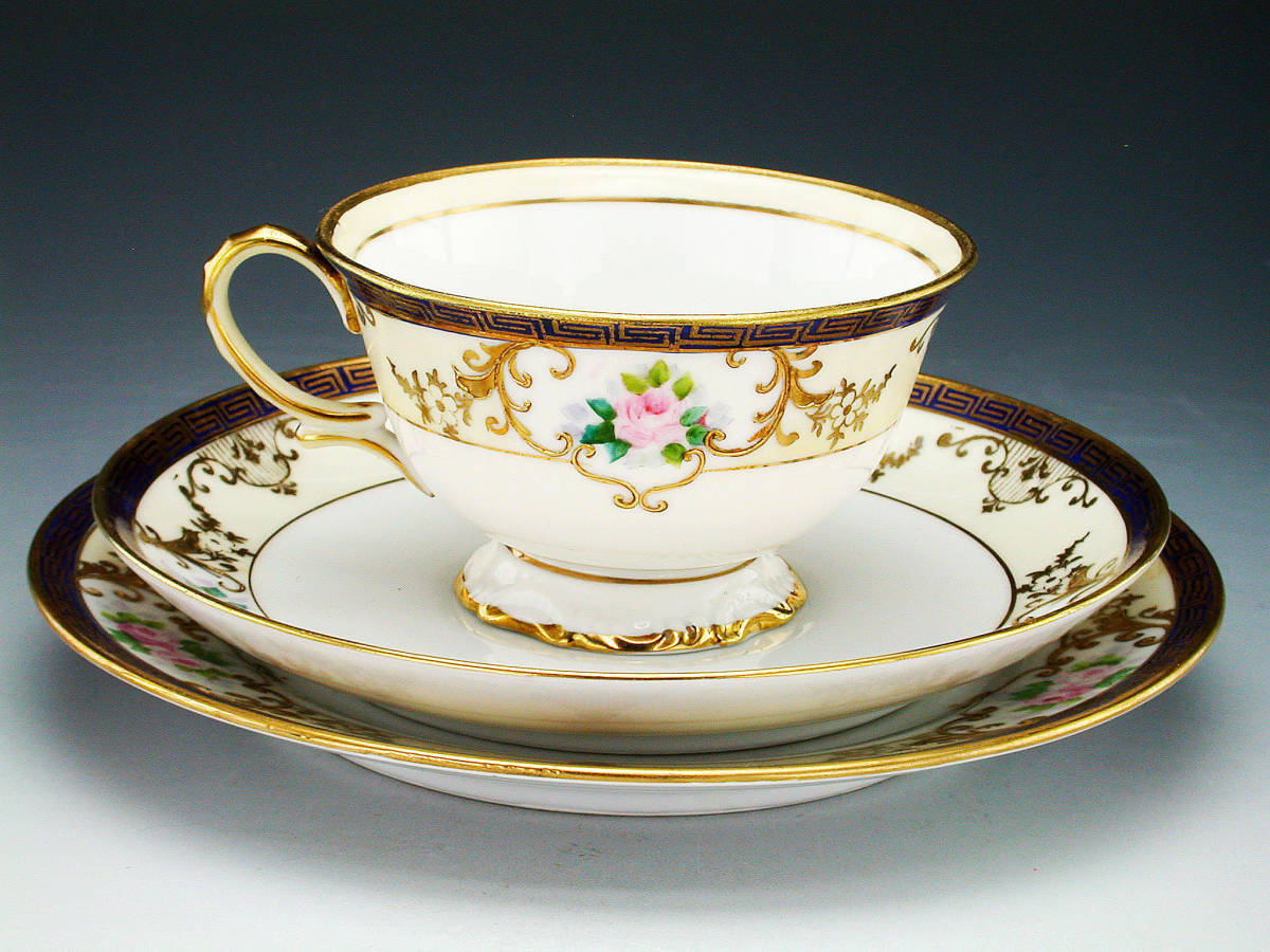 オールドノリタケ銘品 金盛上藍帯連鎖装飾紋 カップ＆ソーサー