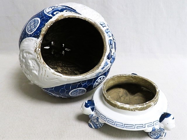 五良太甫呉祥瑞造 青華獅子摘 唐子足大香炉 三足