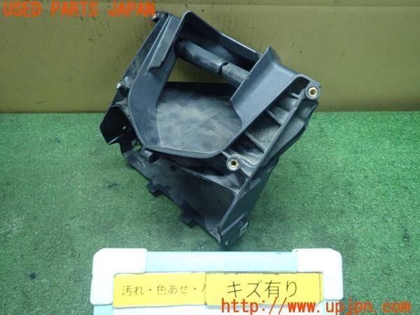 3UPJ=92690501]KTM・RC 390(JYJ42)純正 ヘッドライトステー ホルダー 中古