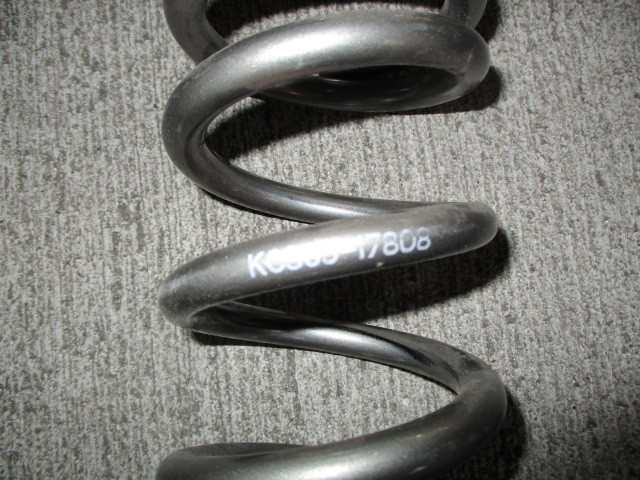 KYB カヤバ 直巻 スプリング バネ KCS65-17808 ID65 7インチ 178mm 8