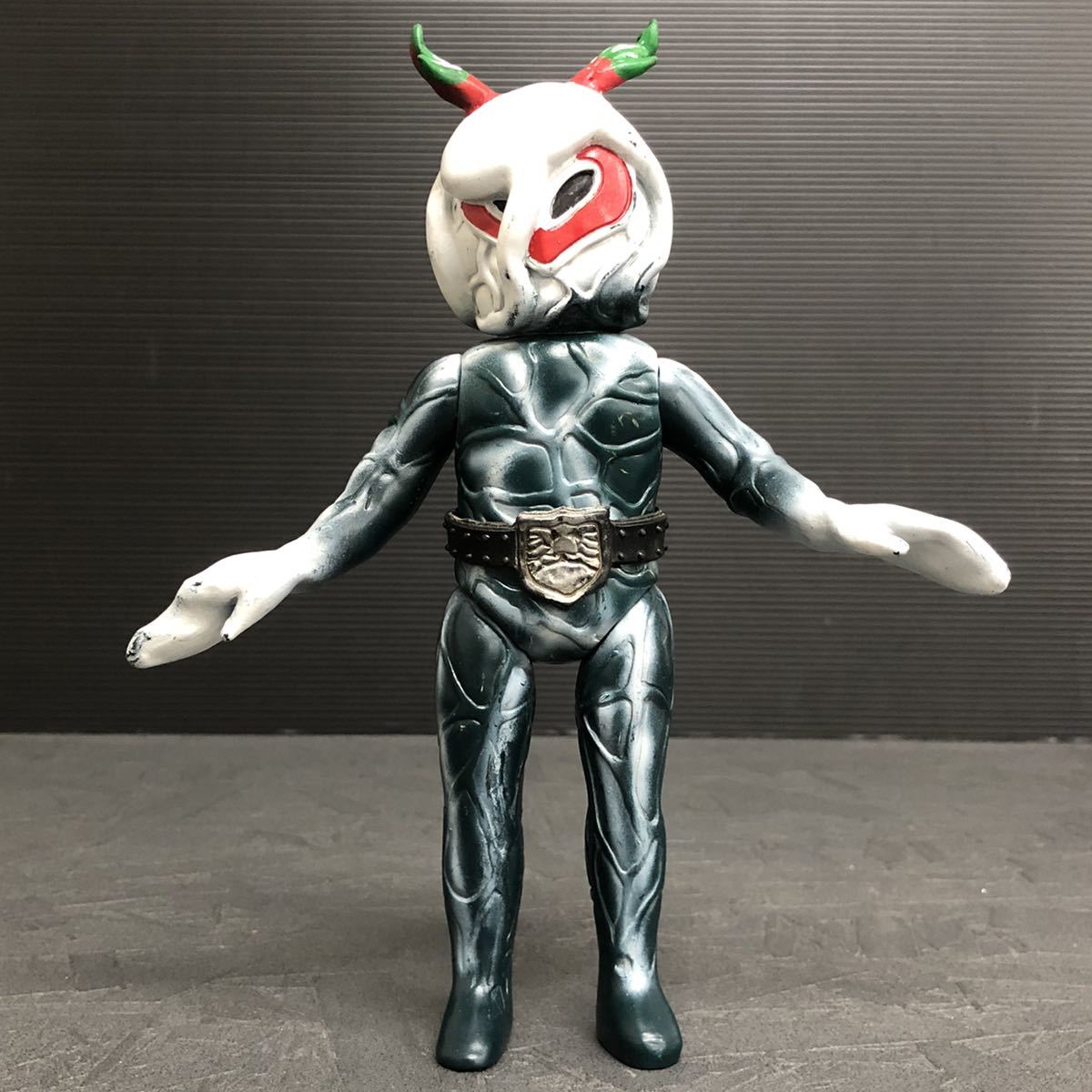 S.H.Figuarts ウルトラマン フィギュア まとめ売り パチ怪獣 ソフビ 熱線獣 ヒーター 夜光 蓄光 | EGIFTSCHATEAU.CO