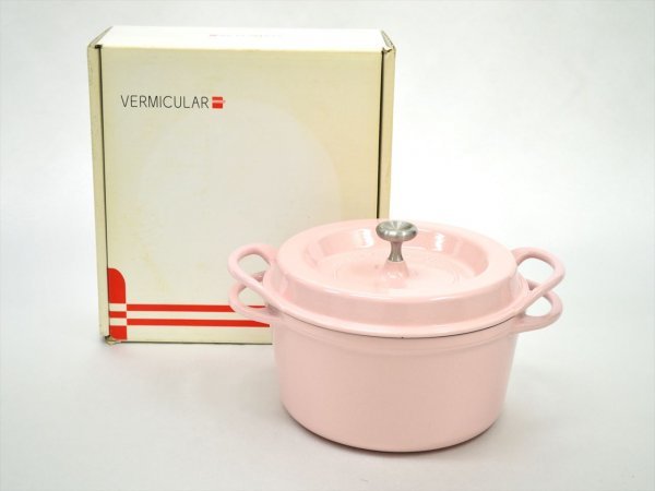 全国無料，大人気 KM417 品 VERMICULAR バーミキュラ オーブンポッドラウンド 22cm ピンク IH対応 両手鍋(両手鍋)｜売買されたオークション情報、yahooの商品情報をアーカイブ公開 - オークファン 両手鍋