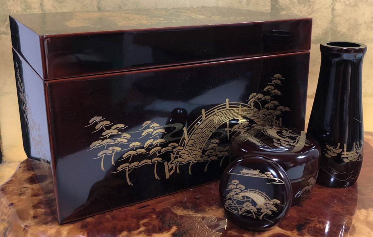 輪島塗 - 稲忠漆芸堂謹製 沈金蒔絵 台付き三段重箱 生活骨董と古布の