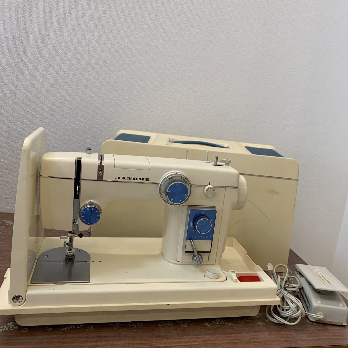 JANOME ジャノメミシン MODEL 804◇い◇ 通電確認済 針上下動き済 