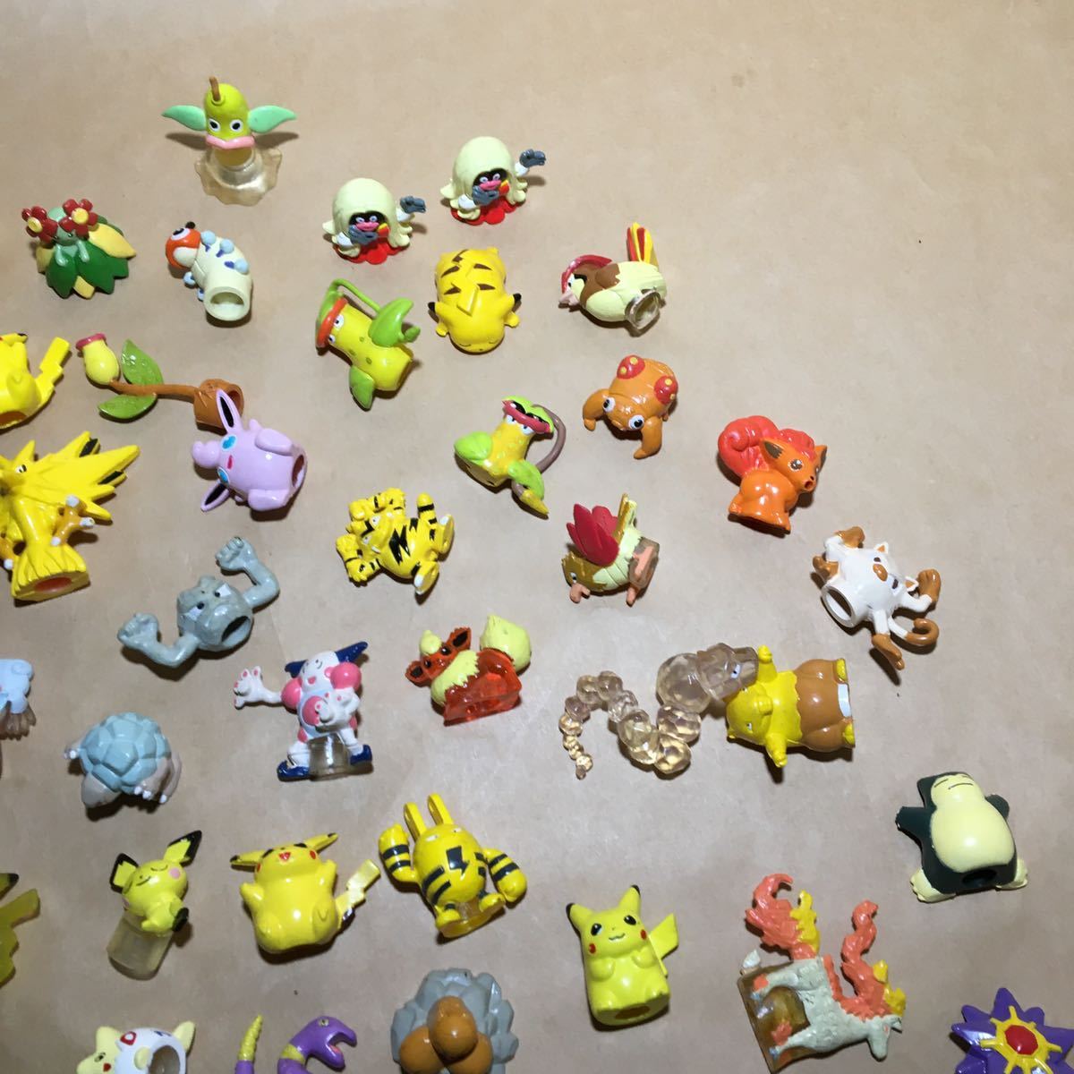 人気，品質保証】 142体セット ポケモン フィギュア フルカラー