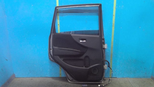 ムーヴ L175S DBA-L175S 左 67004-B2230 R左 ムーブ DBA-L175S 左リアドア 67004-B2230 ガンメタ S35 個人宛名発送不可商品 [ZNo:04027445] 155584