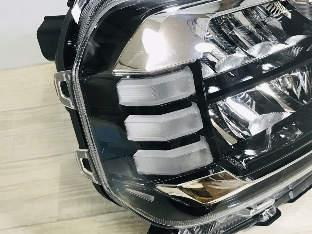 美品◇破損無タフト LA900S LA910S 右 ヘッドライト LED◇KOITO 100-6907D