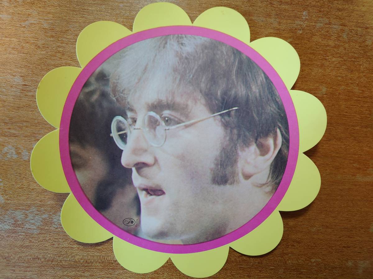 ビートルズ/フラワー・ピンナップ4枚(1967年 不二家チョコレート懸賞品