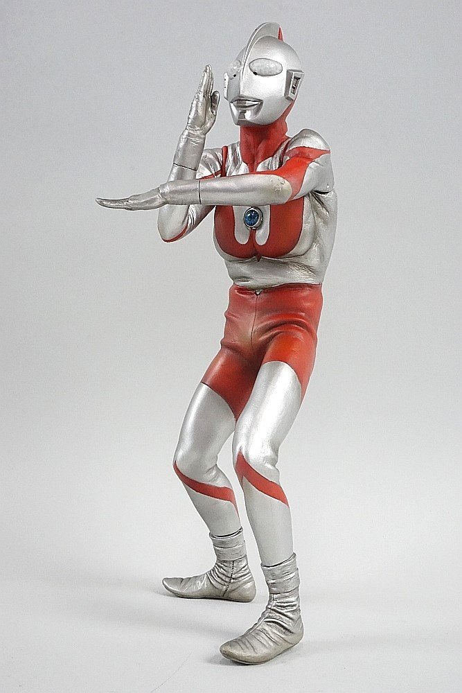 CCP 1/6 特撮シリーズ ウルトラマン Cタイプ アドベント ver. ccp 1⁄6特撮シリーズ ウルトラマン cタイプ アドベント ver