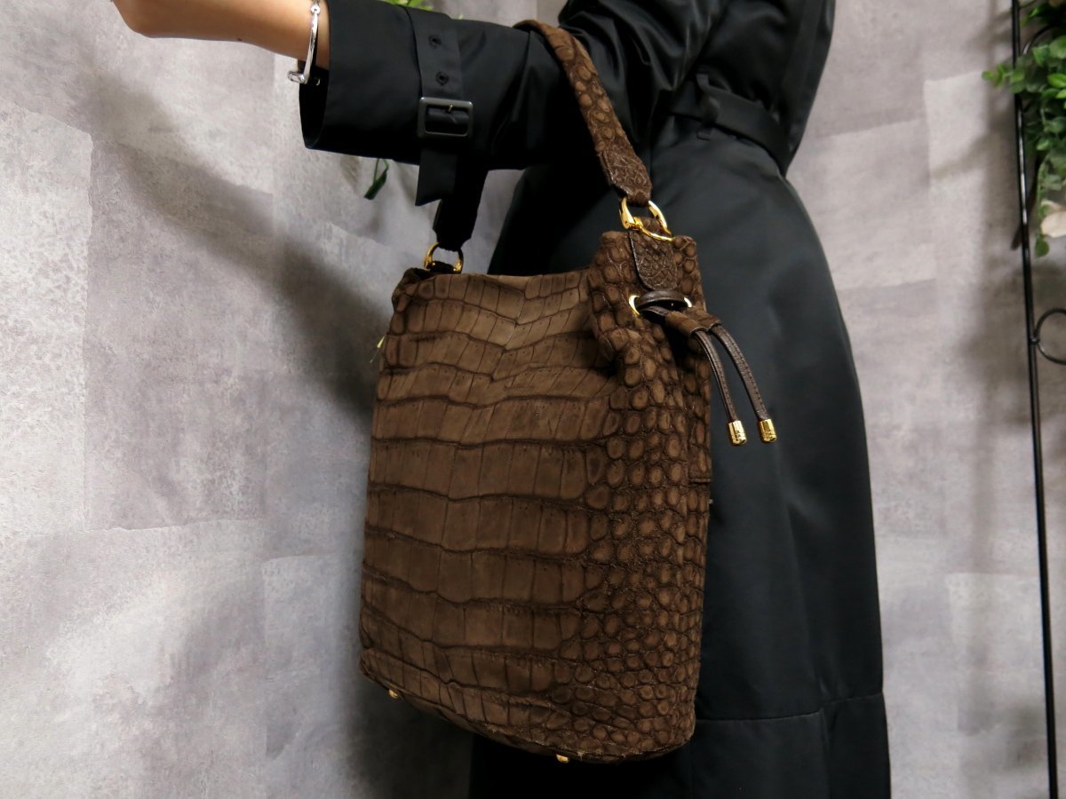 ○超美品○Sanbien○JRA 認定○de Art○ヌバック加工 クロコダイル 本 