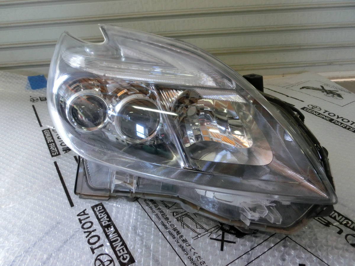 ZVW30 プリウス 右 LED ヘッドライトユニット KOITO 47‐49 【公式通販】