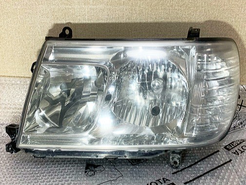 クリスマス期間中だけの特別お値下げ 】ランクル100 TOYOTA純正 後期